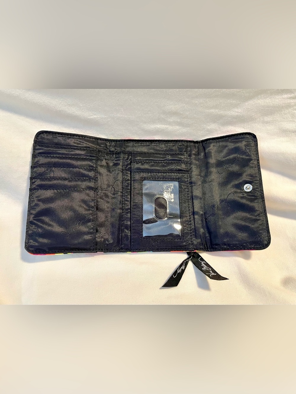 *RARE* Vera Bradley Va Va Bloom Tri-Fold Compact Wallet - Quilted Cotton-6” x 4 - Picture 10 of 12